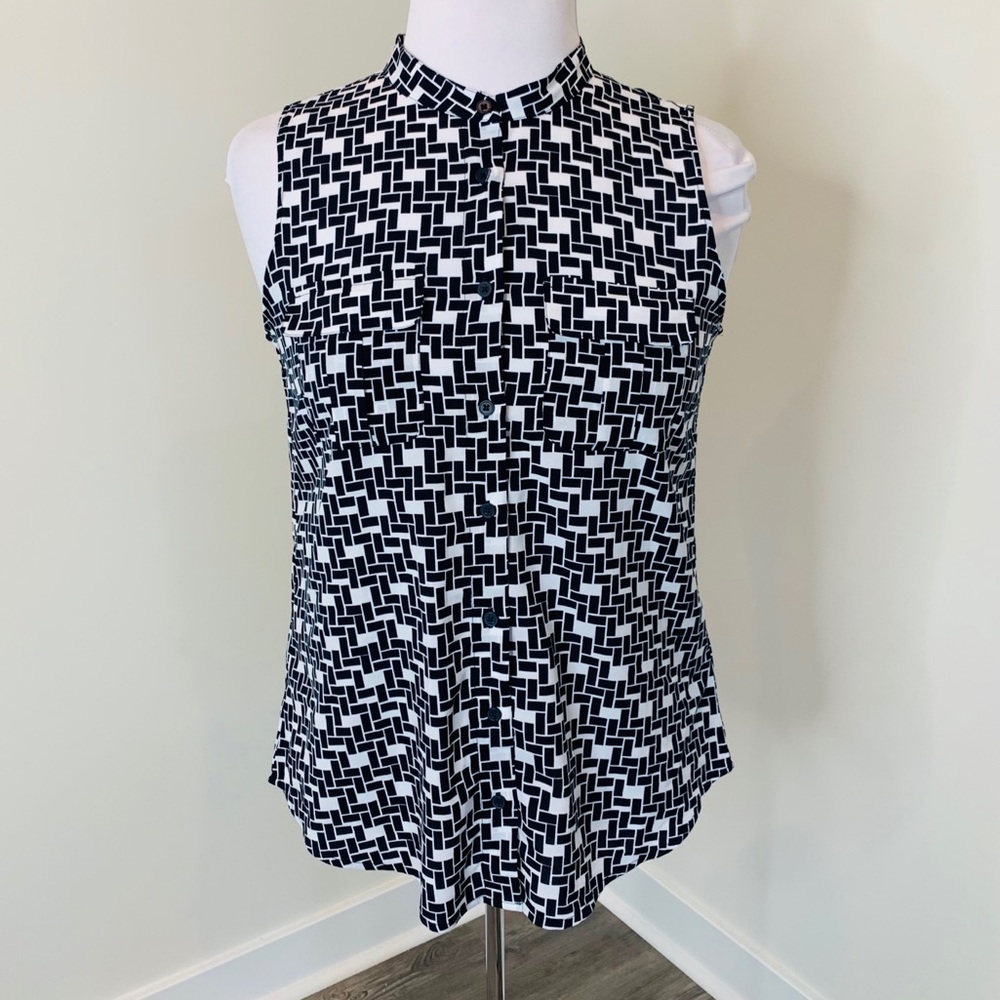 Banana Republic Sleeveless Top
